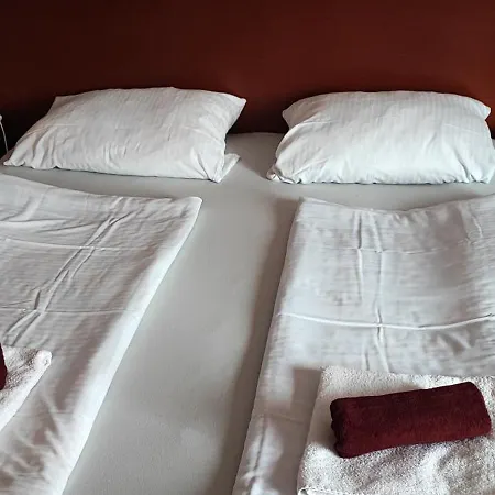 Апартаменты Gesztenye *