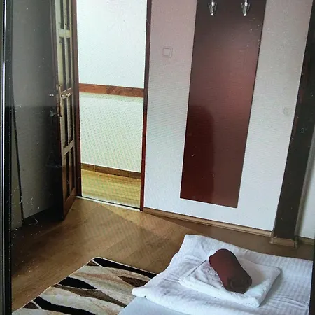 Apartment Gesztenye *